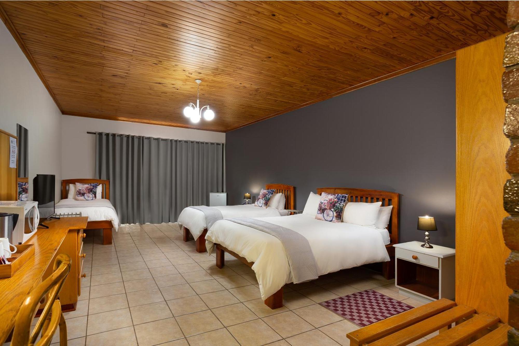 Merino Inn Hotel Colesberg Kültér fotó